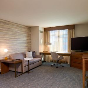 One-Bedroom King Suite Sofa Bed
